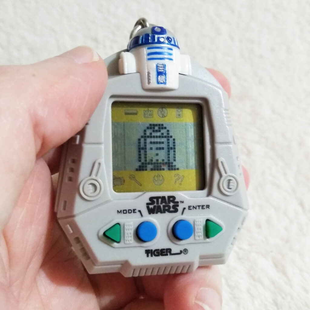 R2-D2 Star Wars Giga Pets