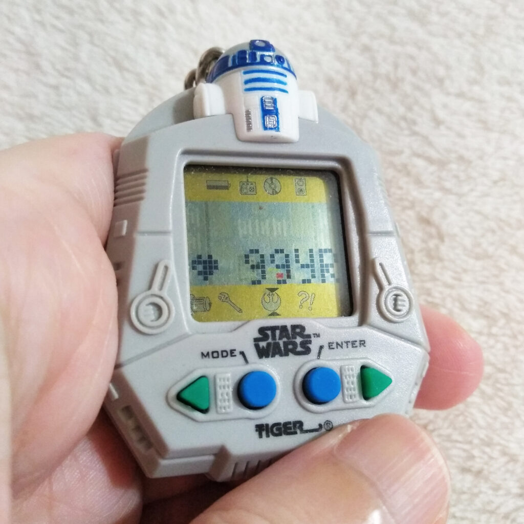 R2-D2 Star Wars Giga Pets Age