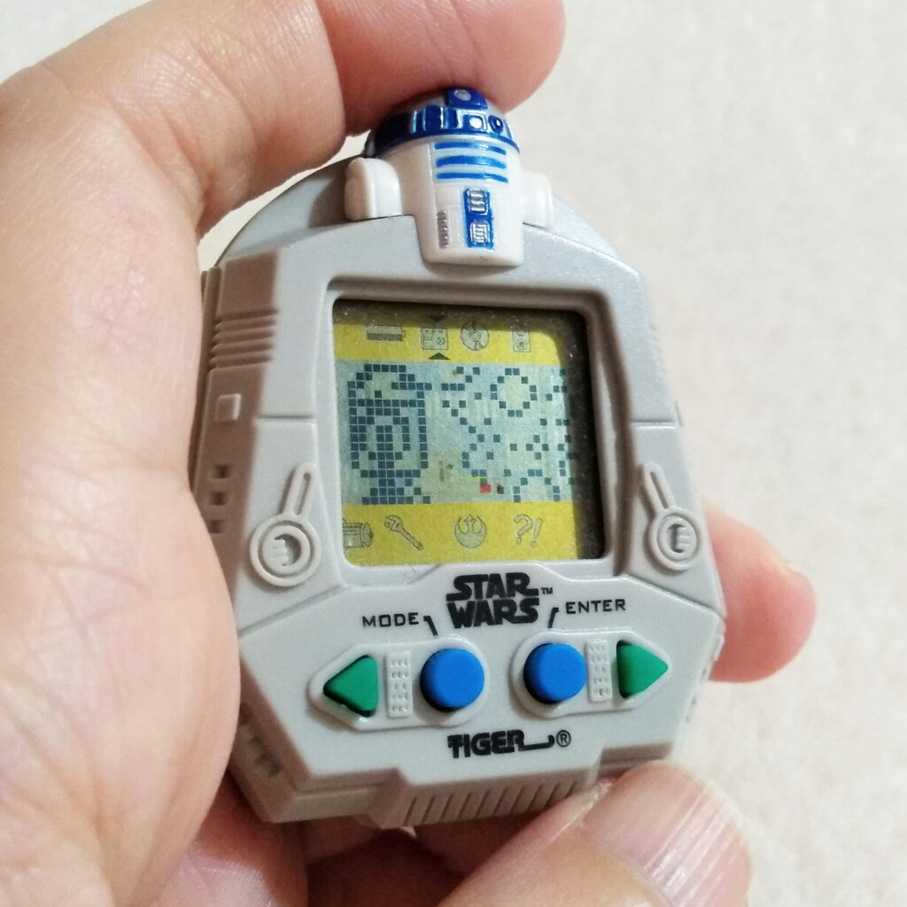 R2-D2 Star Wars Giga Pets Fire